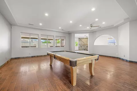 Living - 43425 Sentiero Dr, Indio, CA 92203 photo 5 of 11