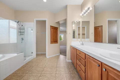 Entry Way - 43425 Sentiero Dr, Indio, CA 92203 photo 2 of 2