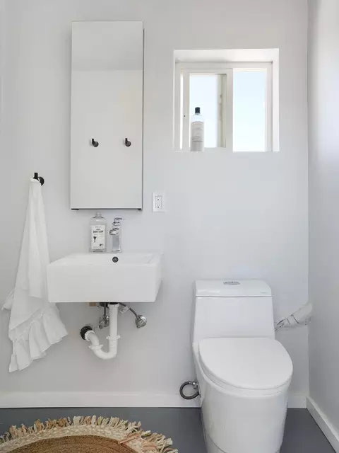 Bath - 2250 Delgada Ave, Landers, CA 92285 photo 3 of 4