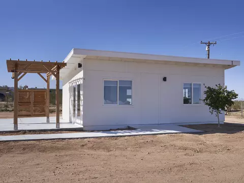 Exterior - 2250 Delgada Ave, Landers, CA 92285 photo 4 of 7