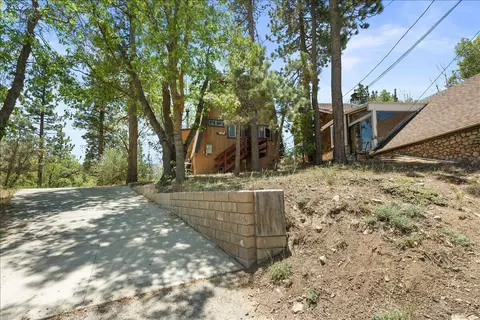 Exterior - 1011 Butte Ave, Big Bear City, CA 92314 photo 1 of 5