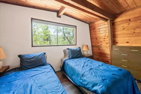 Bedroom - 1011 Butte Ave, Big Bear City, CA 92314 photo 4 of 4