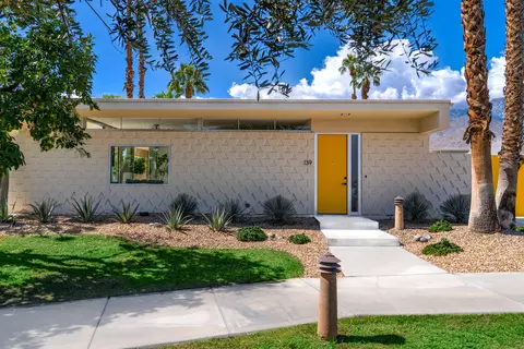 139 Desert Lakes Dr, Palm Springs, CA 92264