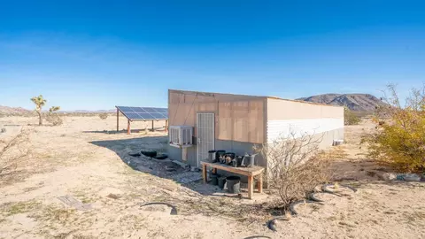 Exterior - 2467 Sand Dr, Landers, CA 92285 photo 11 of 12