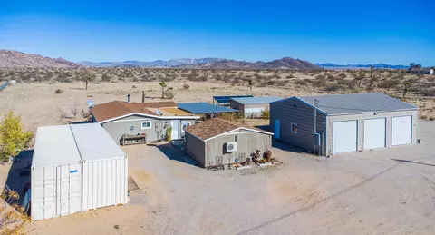 Exterior - 2467 Sand Dr, Landers, CA 92285 photo 6 of 12