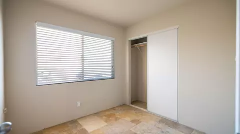 Bedroom - 2467 Sand Dr, Landers, CA 92285 photo 4 of 5