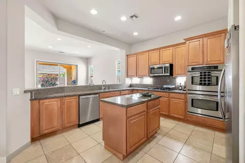 Kitchen - 81659 Camino El Triunfo, Indio, CA 92203 photo 3 of 3