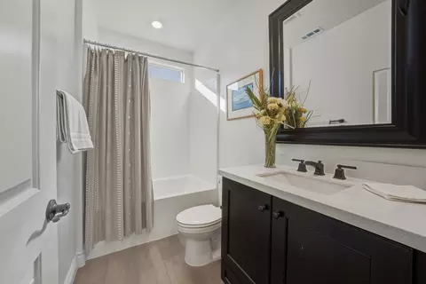 Bath - 82375 Round Valley Dr, Indio, CA 92201 photo 2 of 2