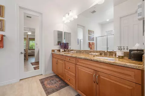 Bath - 85639 Treviso Dr, Indio, CA 92203 photo 1 of 2