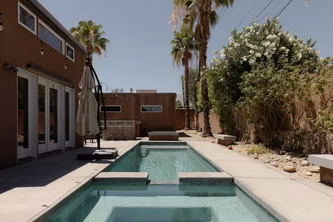 52883 Eisenhower Dr, La Quinta, CA 92253