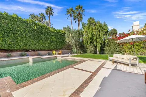 403 Cypress Point Dr, Palm Desert, CA 92211