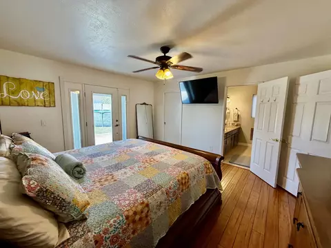 Bedroom - 325 E Chanslor Way, Blythe, CA 92225 photo 4 of 5