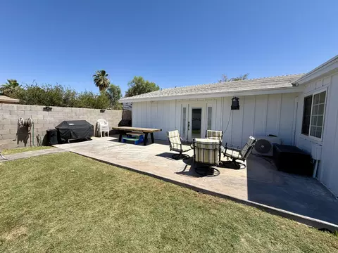 Exterior - 325 E Chanslor Way, Blythe, CA 92225 photo 5 of 11