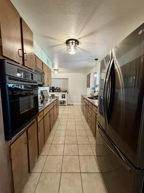 Kitchen - 325 E Chanslor Way, Blythe, CA 92225 photo 3 of 5