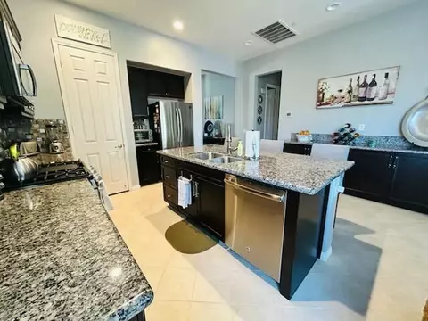 Kitchen - 43299 Valmara Ct, Indio, CA 92203 photo 2 of 3