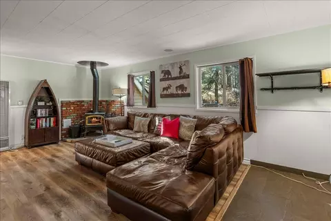 Living - 39187 N Bay Dr, Big Bear Lake, CA 92315 photo 1 of 4