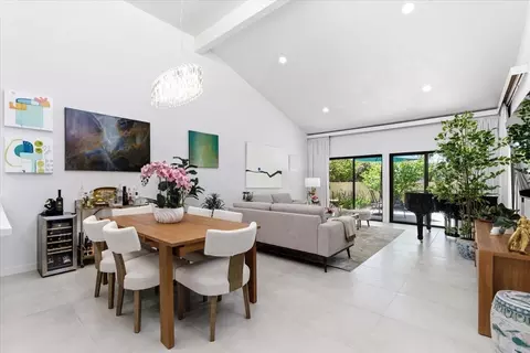 200 E Racquet Club Rd, Palm Springs, CA 92262