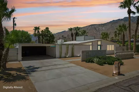 465 E Desert Holly Cir, Palm Springs, CA 92262