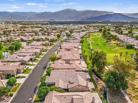 View/Area - 82537 Delano Dr, Indio, CA 92201 photo 2 of 4