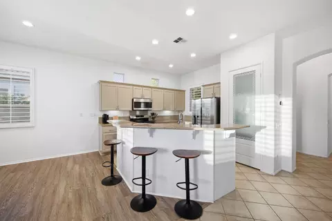 Kitchen - 48423 Hepburn Dr, Indio, CA 92201 photo 3 of 4