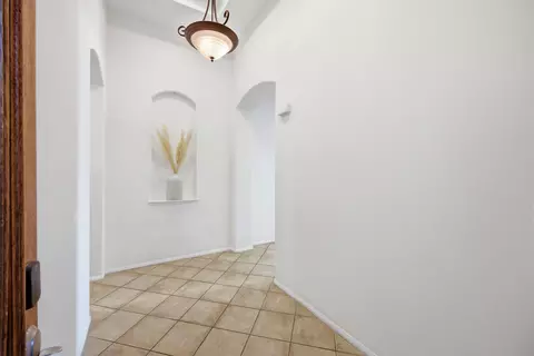 Entry Way - 48423 Hepburn Dr, Indio, CA 92201 photo 2 of 8