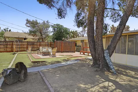 7603 Fox Trl, Yucca Valley, CA 92284 photo 23