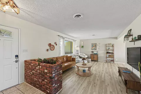 7603 Fox Trl, Yucca Valley, CA 92284 photo 4