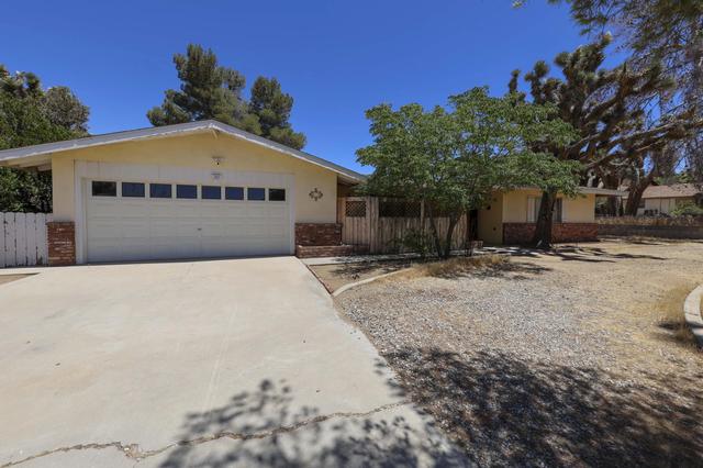 7603 Fox Trl, Yucca Valley, CA 92284