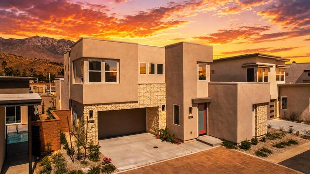 2671 Lavender Ln, Palm Springs, CA 92264