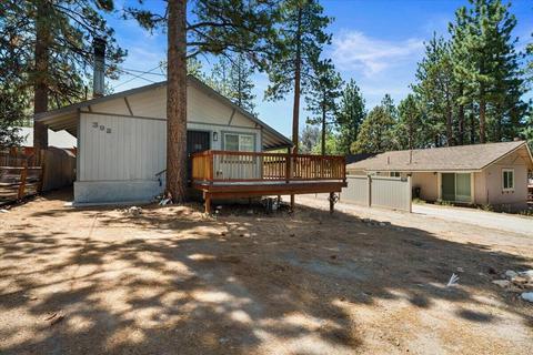396 Riverside Ave, Sugarloaf, CA 92386