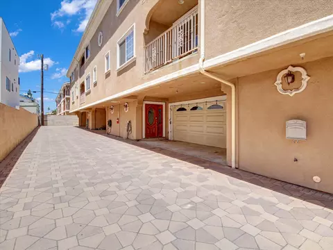 1617 W 208th Street St, Torrance, CA 90501