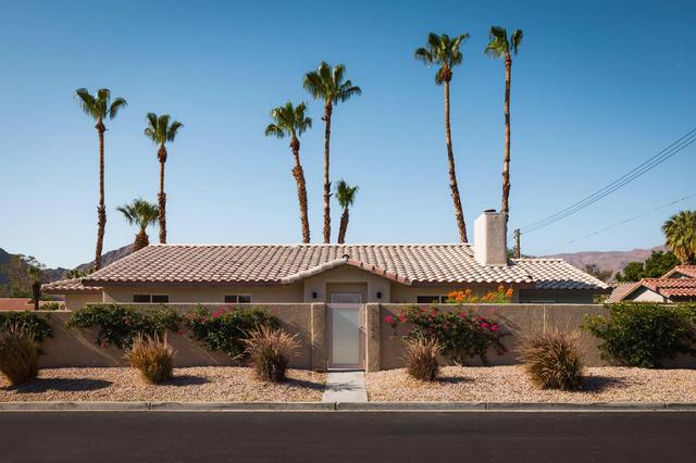 51555 Eisenhower Dr, La Quinta, CA 92253