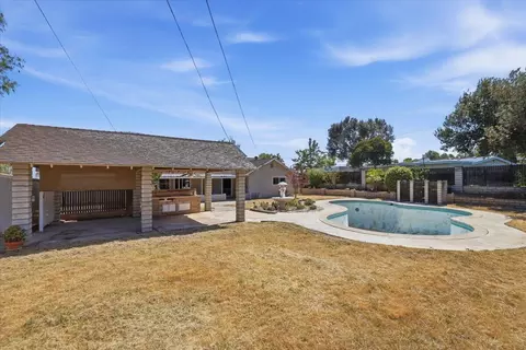 230 E Sunset Dr N, Redlands, CA 92373 photo 30