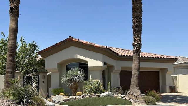 370 Gold Canyon Dr, Palm Desert, CA 92211
