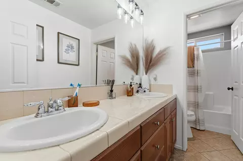 Bath - 80051 Durwent Dr, Indio, CA 92203 photo 3 of 8