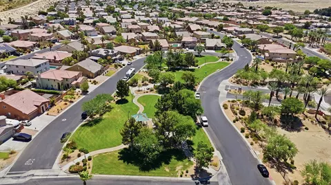 View/Area - 80051 Durwent Dr, Indio, CA 92203 photo 3 of 4