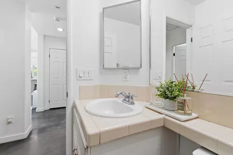 Bath - 80051 Durwent Dr, Indio, CA 92203 photo 2 of 8