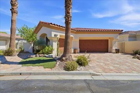 370 Gold Canyon Dr, Palm Desert, CA 92211