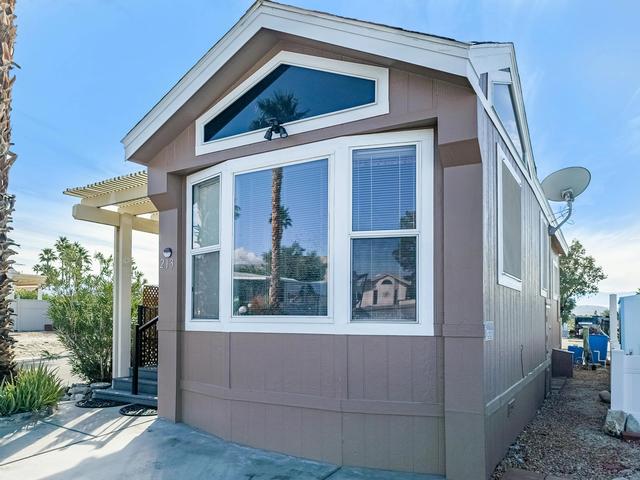 70200 Dillon Rd, Desert Hot Springs, CA 92241