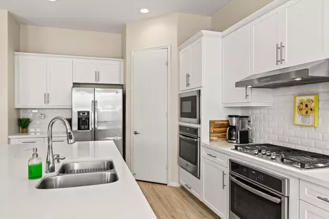Kitchen - 85747 Molvena Dr, Indio, CA 92203 photo 3 of 3