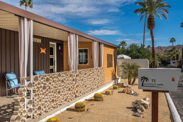 11 Ocotillo Ln, Palm Desert, CA 92260