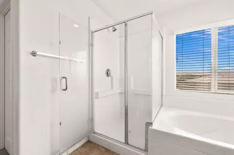 Bath - 40376 Padova Dr, Indio, CA 92203 photo 4 of 7