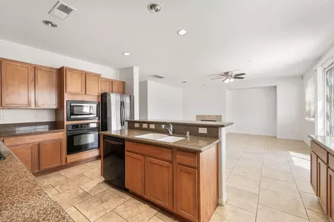 Kitchen - 40376 Padova Dr, Indio, CA 92203 photo 1 of 5