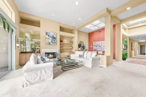 266 Eagle Dance Cir, Palm Desert, CA 92211