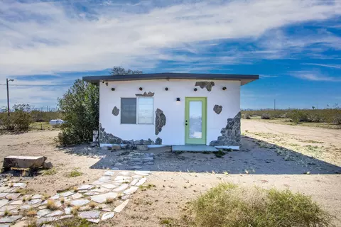 Other - 61186 Sespe St, Landers, CA 92285 photo 6 of 9