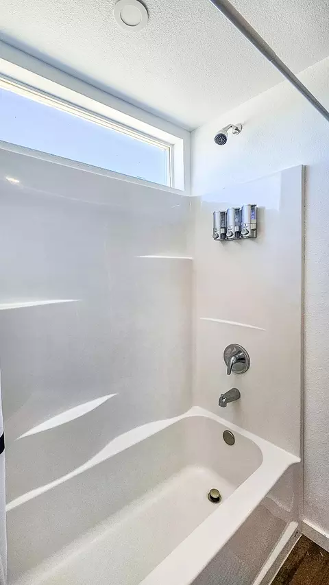 Bath - 61186 Sespe St, Landers, CA 92285 photo 4 of 4
