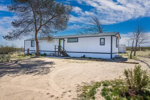 Other - 61186 Sespe St, Landers, CA 92285 photo 2 of 9