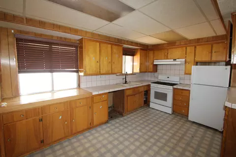 346 Victoria Ln, Sugarloaf, CA 92386 photo 6