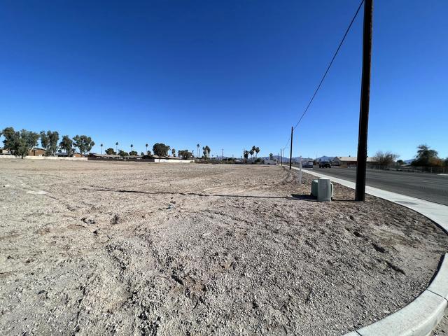 1367 E Hobsonway, Blythe, CA 92225
