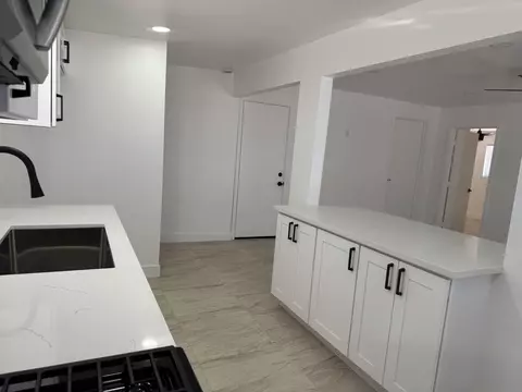 Kitchen - 788 Cambria Ave, Landers, CA 92285 photo 4 of 6